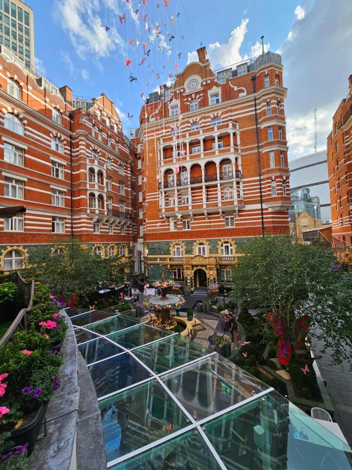 St. James' Court, A Taj Hotel, Londra Esterno foto
